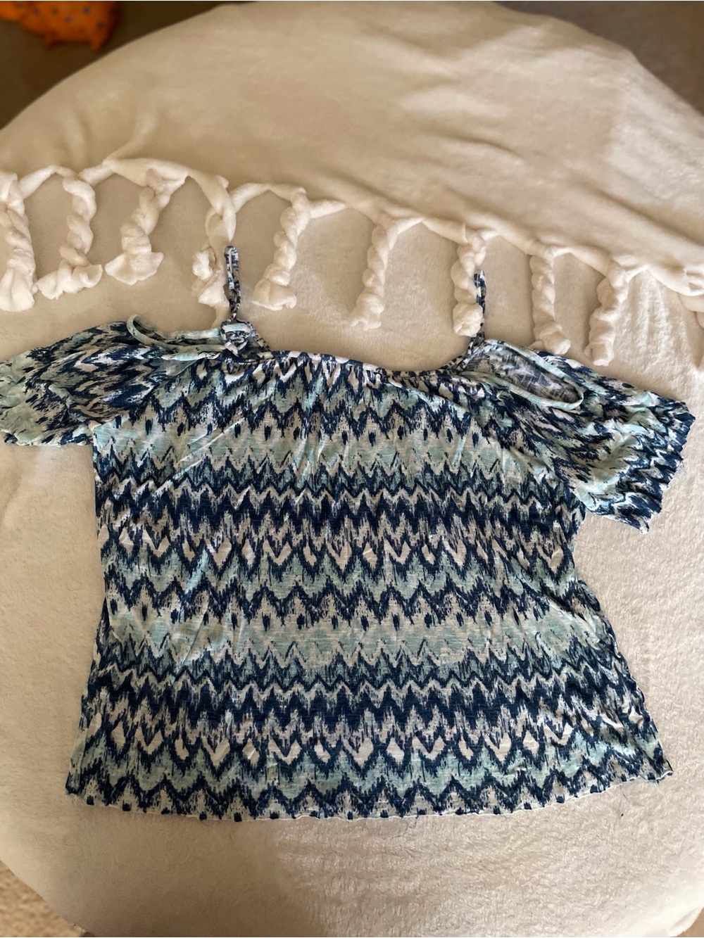 Aeropostale Blue Patterned Cold-Shoulder Women's Top size s/p